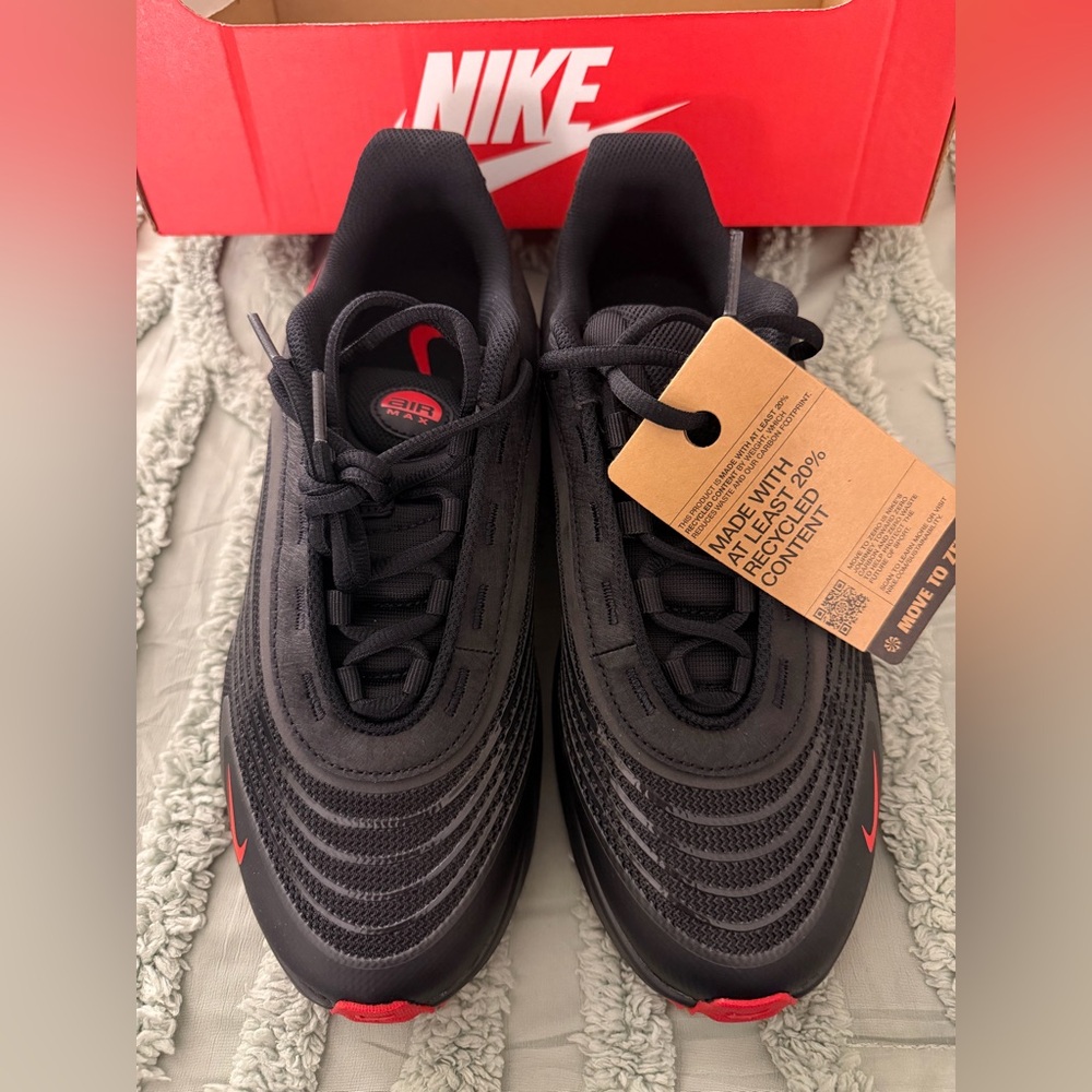 Nike Air Max Fire